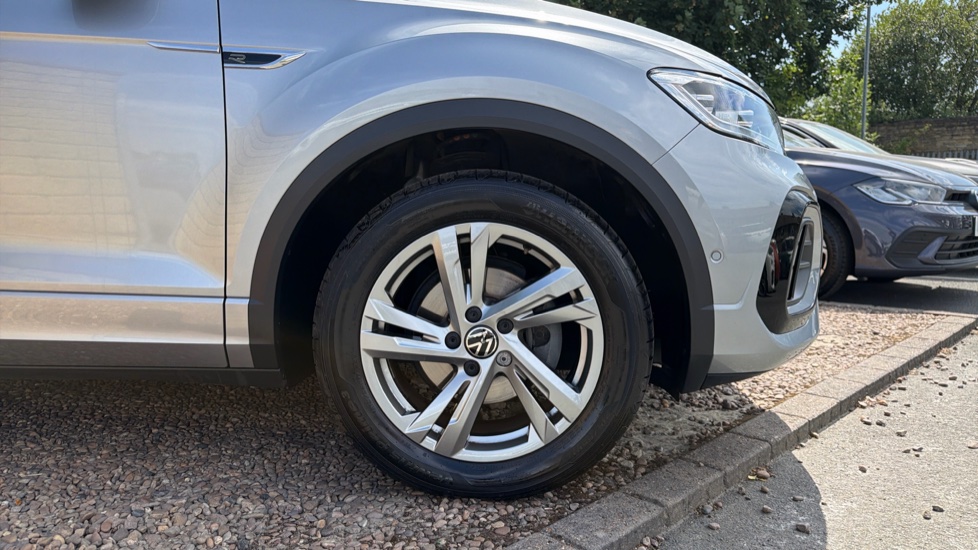 Volkswagen T-Roc 1.5 TSI R-Line 5dr Petrol Hatchback - Image 5