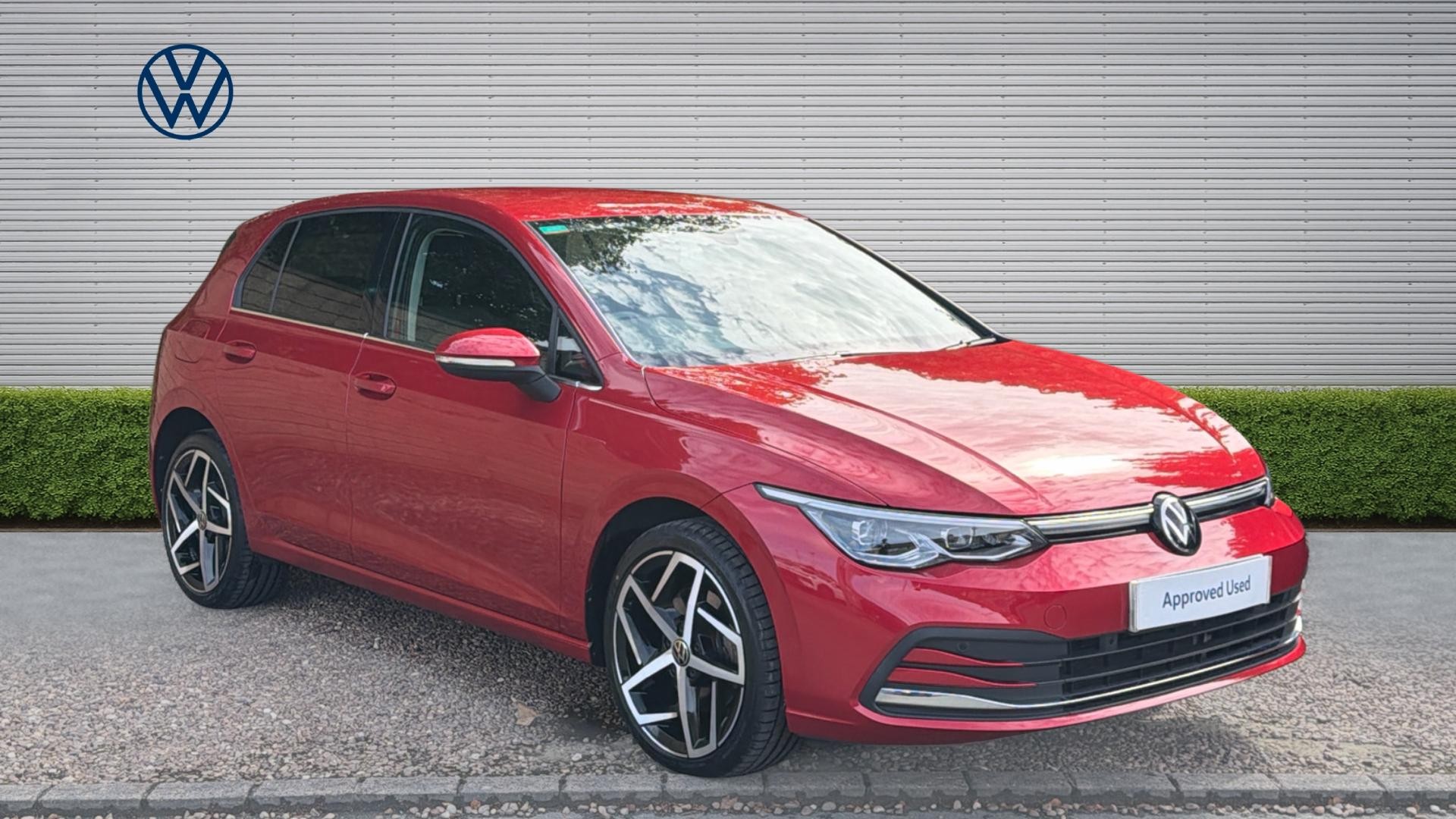 Volkswagen Golf listing photo