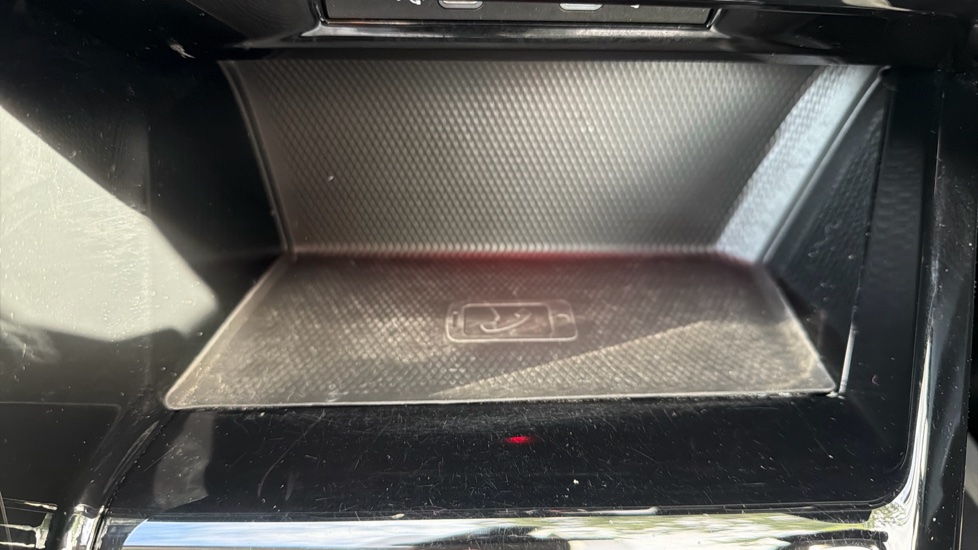Volkswagen Golf 1.4 TSI eHybrid Style 5dr DSG Hatchback - Image 26