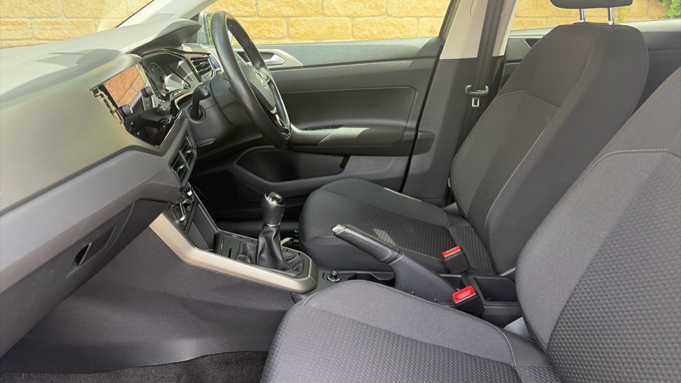 Volkswagen Polo 1.0 EVO 80 Match 5dr Petrol Hatchback - Image 2