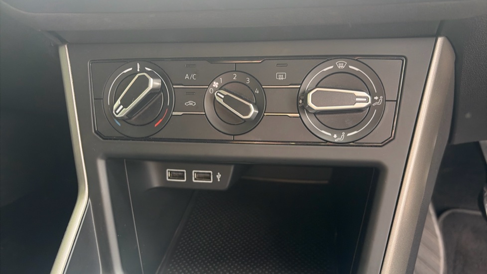 Volkswagen Polo 1.0 EVO 80 Match 5dr Petrol Hatchback - Image 13
