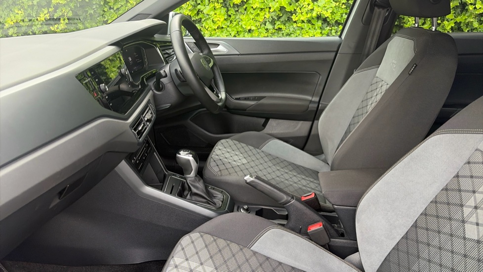 Volkswagen Polo 1.0 TSI 110 R-Line 5dr DSG Petrol Hatchback - Image 2