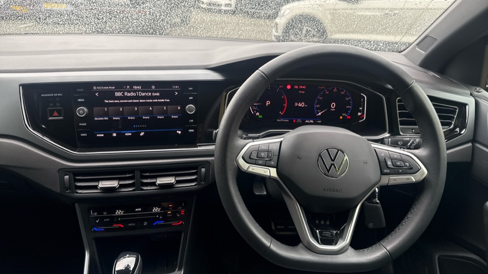 Volkswagen Polo 1.0 TSI 115 R-Line 5dr DSG Petrol Hatchback - Image 10