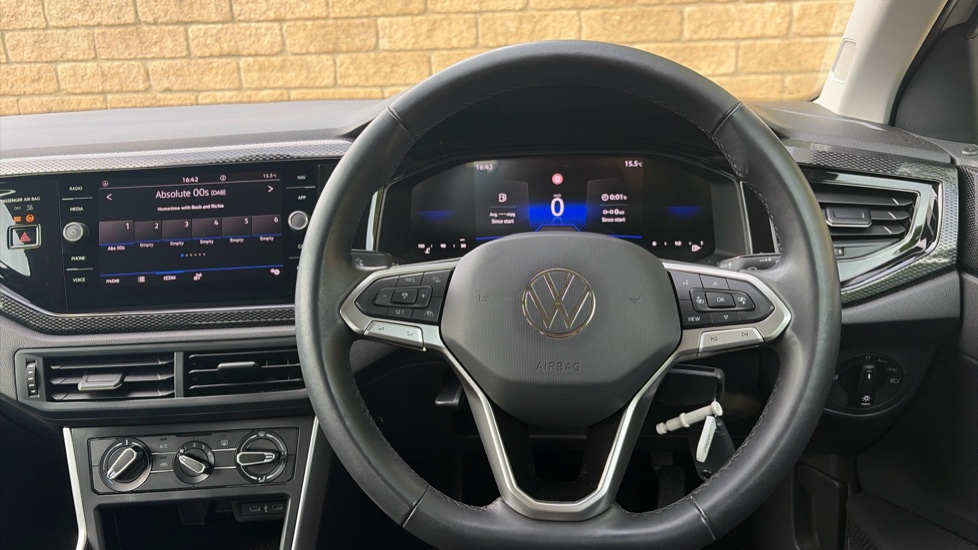 Volkswagen Polo 1.0 TSI Life 5dr Petrol Hatchback - Image 10