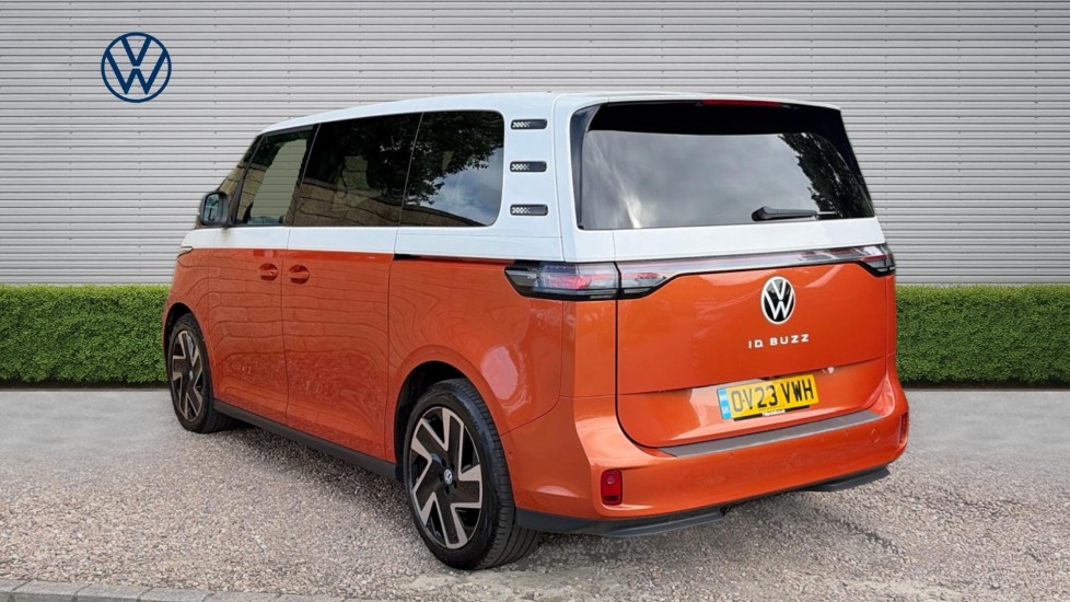Volkswagen ID. Buzz 150kW Style Pro 77kWh 5dr Auto Electric Estate - Image 3