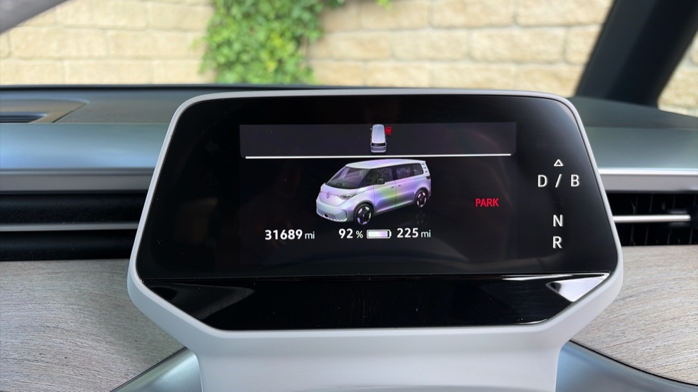 Volkswagen ID. Buzz 150kW Style Pro 77kWh 5dr Auto Electric Estate - Image 11