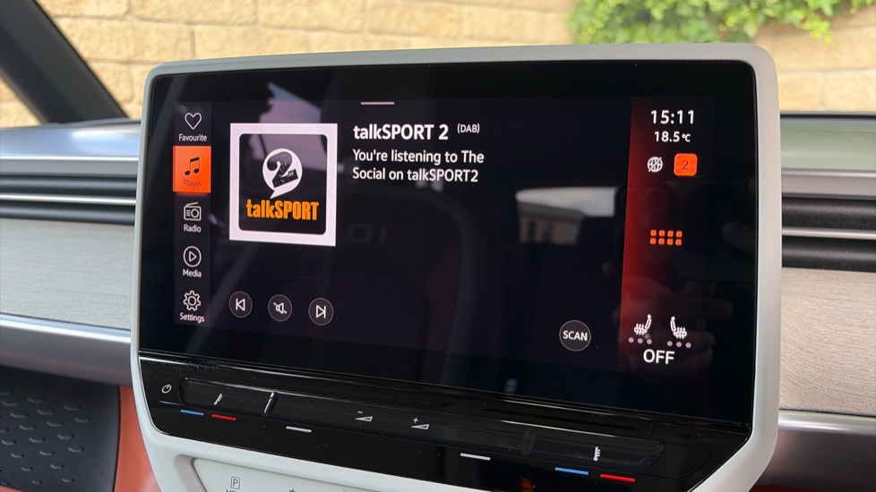 Volkswagen ID. Buzz 150kW Style Pro 77kWh 5dr Auto Electric Estate - Image 12