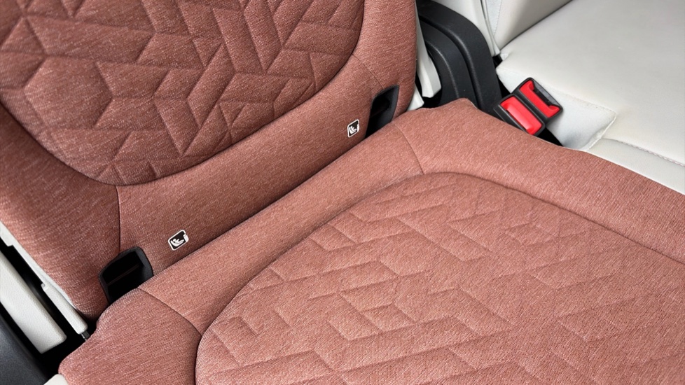 Volkswagen ID. Buzz 150kW Style Pro 77kWh 5dr Auto Electric Estate - Image 34