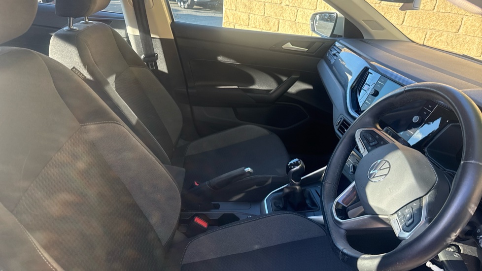 Volkswagen Polo 1.0 Life 5dr Petrol Hatchback - Image 15