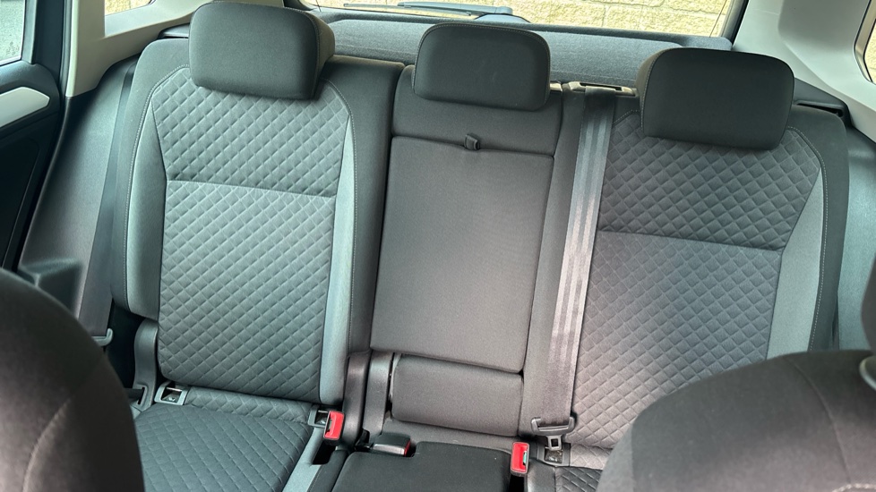 Volkswagen Tiguan 1.5 TSi EVO 150 Match 5dr Petrol Estate - Image 16