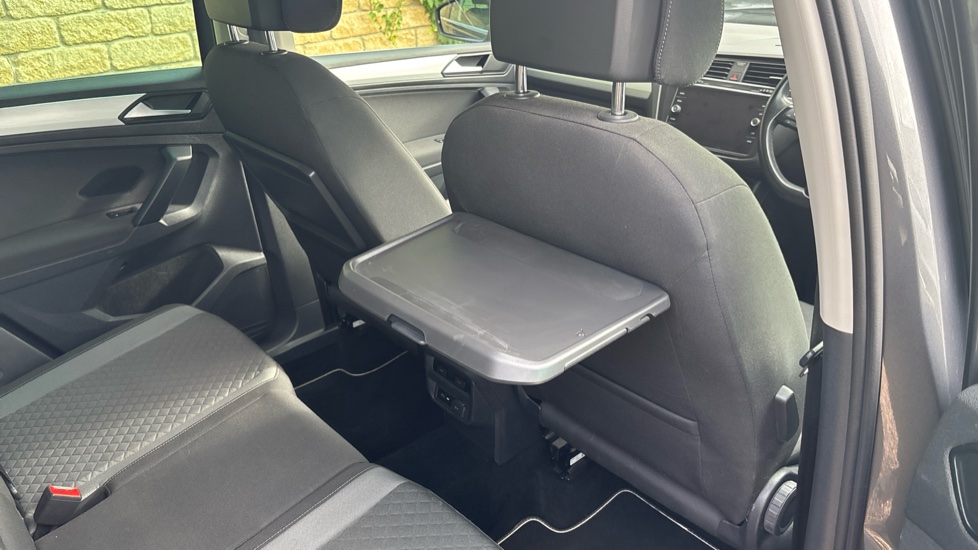 Volkswagen Tiguan 1.5 TSi EVO 150 Match 5dr Petrol Estate - Image 28