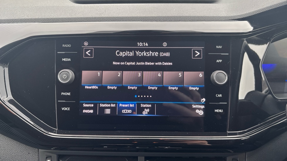 Volkswagen T-Cross 1.0 TSI 110 Black Edition 5dr Petrol Estate - Image 12