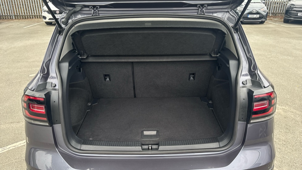 Volkswagen T-Cross 1.0 TSI 110 Black Edition 5dr Petrol Estate - Image 20