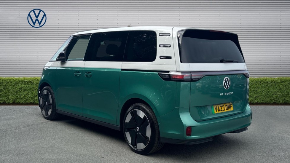 Volkswagen ID. Buzz 150kW Style Pro 77kWh 5dr Auto Electric Estate - Image 3