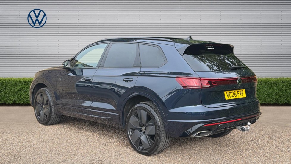Volkswagen Touareg 3.0 V6 TDI 4Motion 286 Final Edition 5dr Tip Auto Diesel Estate - Image 3