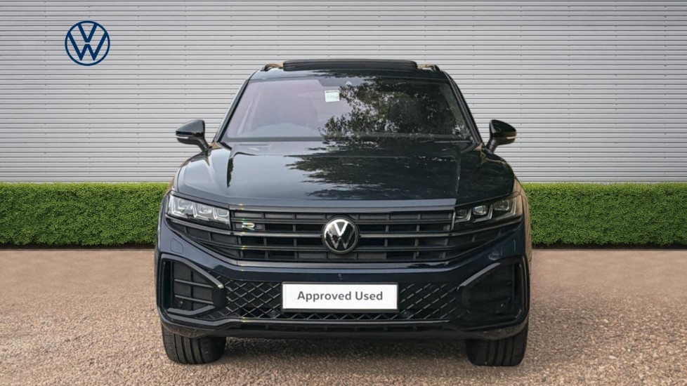 Volkswagen Touareg 3.0 V6 TDI 4Motion 286 Final Edition 5dr Tip Auto Diesel Estate - Image 7