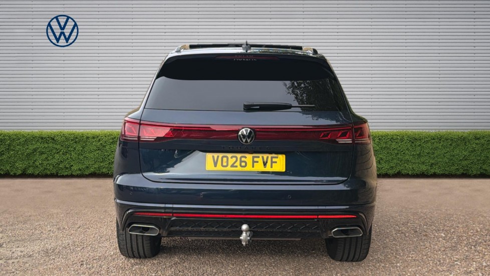 Volkswagen Touareg 3.0 V6 TDI 4Motion 286 Final Edition 5dr Tip Auto Diesel Estate - Image 8