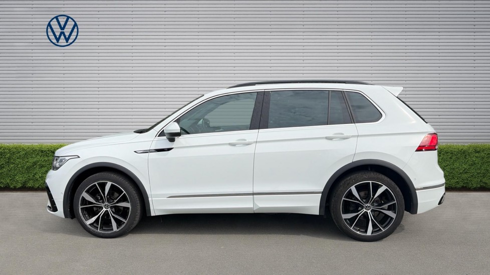 Volkswagen Tiguan 1.5 TSI 150 R-Line 5dr DSG Petrol Estate - Image 4
