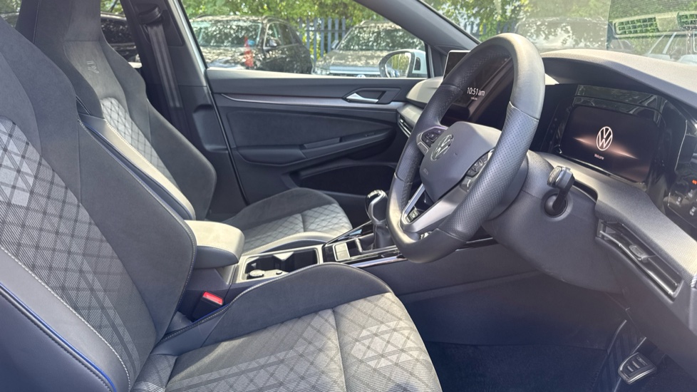 Volkswagen Golf 1.5 TSI 150 R-Line 5dr Petrol Hatchback - Image 15