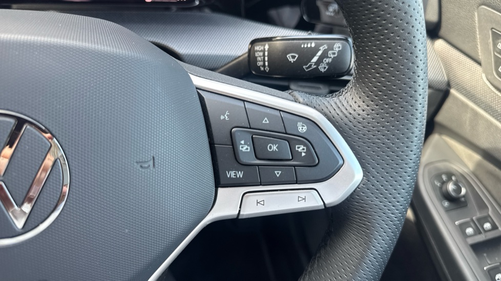 Volkswagen Golf 1.5 TSI 150 R-Line 5dr Petrol Hatchback - Image 18