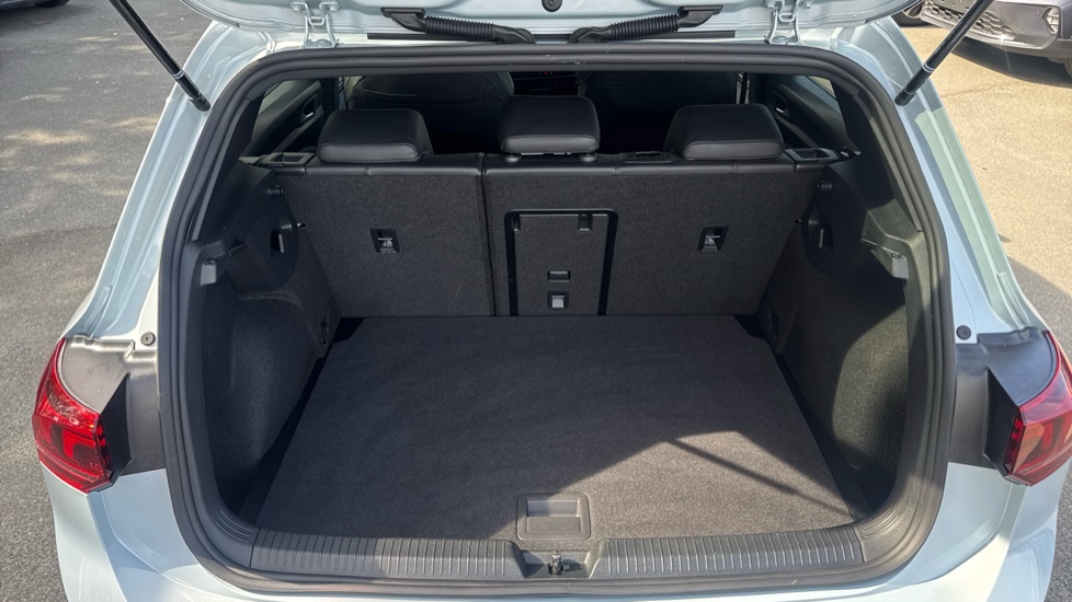 Volkswagen Golf 1.5 TSI 150 R-Line 5dr Petrol Hatchback - Image 20