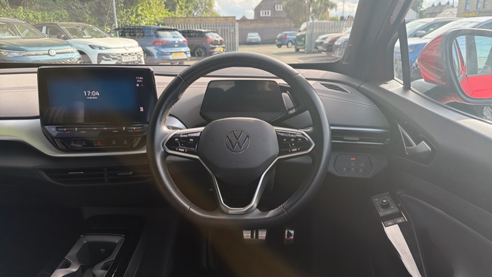 Volkswagen ID.4 109kW Life Ed Pure 52kWh 5dr Auto [110kW Ch] Electric Estate - Image 10
