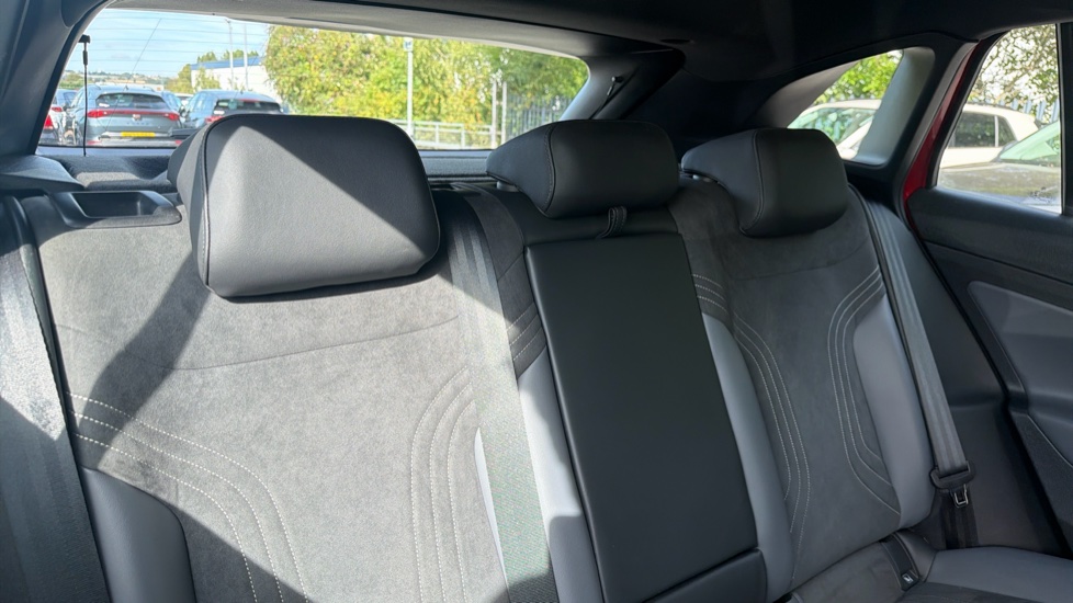 Volkswagen ID.4 109kW Life Ed Pure 52kWh 5dr Auto [110kW Ch] Electric Estate - Image 16
