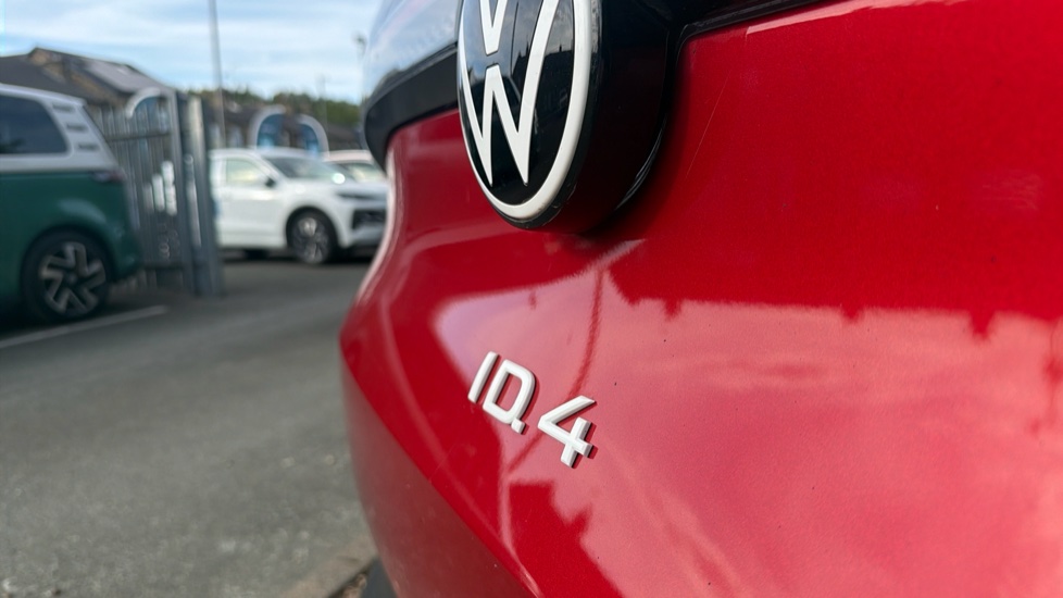 Volkswagen ID.4 109kW Life Ed Pure 52kWh 5dr Auto [110kW Ch] Electric Estate - Image 21
