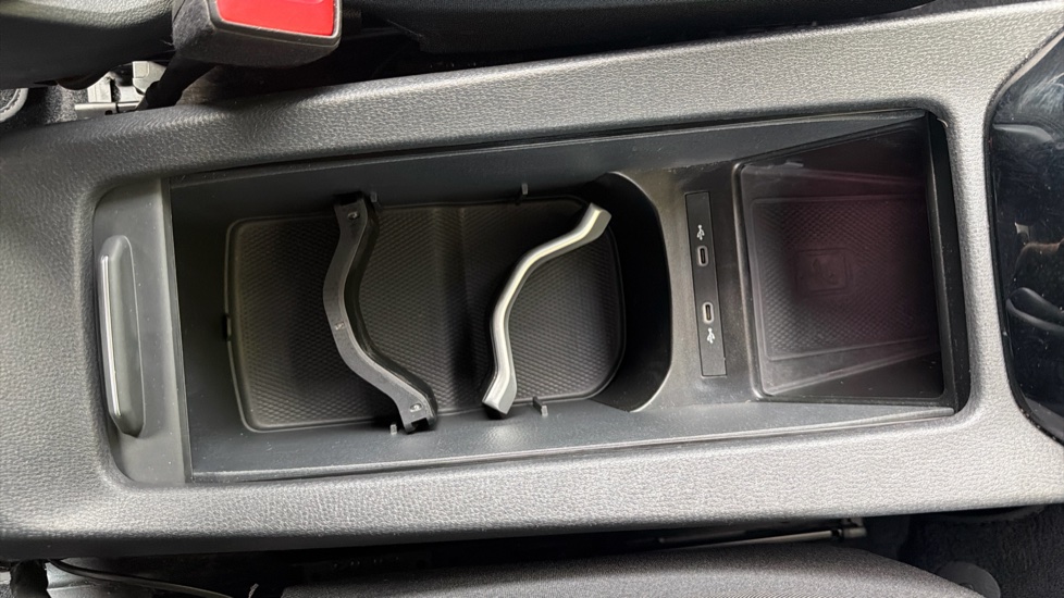 Volkswagen ID.4 109kW Life Ed Pure 52kWh 5dr Auto [110kW Ch] Electric Estate - Image 24