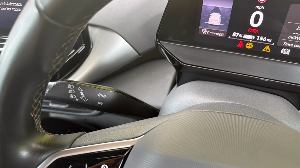 Volkswagen ID.4 109kW Life Ed Pure 52kWh 5dr Auto [110kW Ch] Electric Estate - Image 32