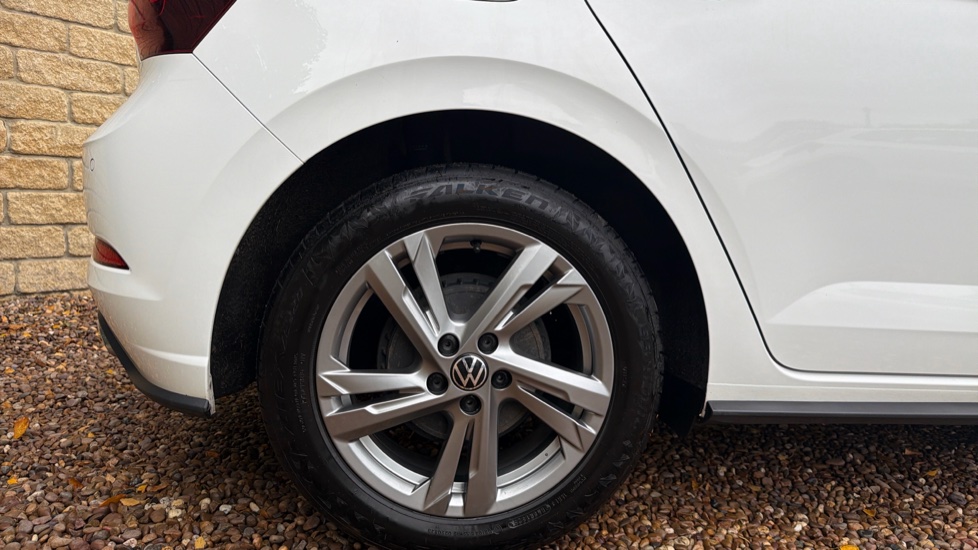 Volkswagen Polo 1.0 TSI R-Line 5dr Petrol Hatchback - Image 5