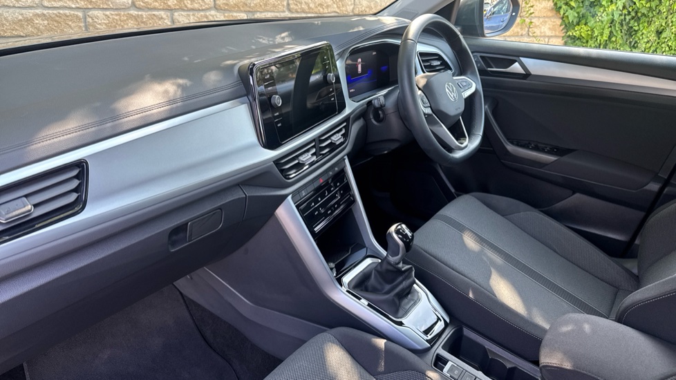 Volkswagen T-Roc 1.0 TSI Life 5dr Petrol Hatchback - Image 2