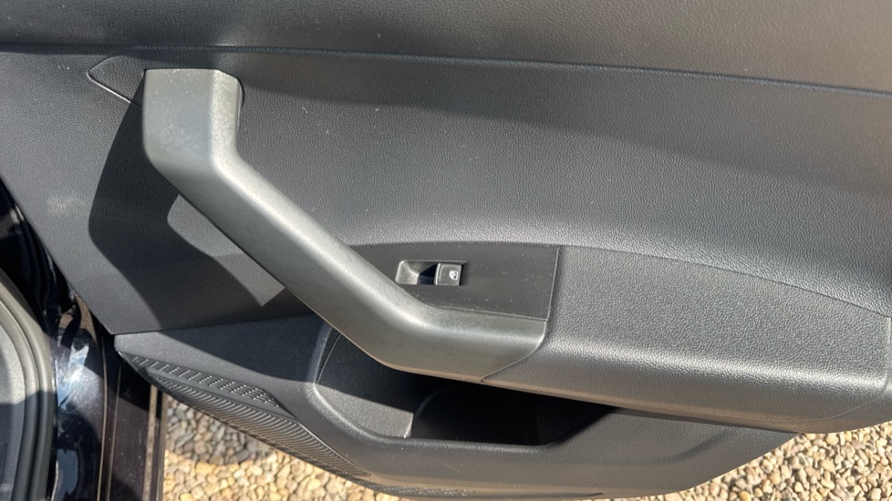 Volkswagen Polo 1.0 TSI Style 5dr Petrol Hatchback - Image 34
