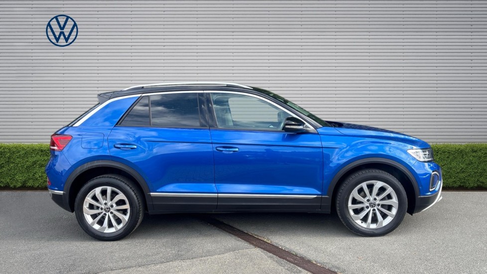 Volkswagen T-Roc 1.5 TSI Style 5dr DSG Petrol Hatchback - Image 4