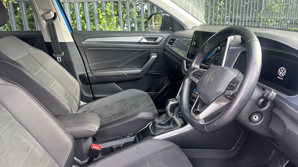 Volkswagen T-Roc 1.5 TSI Style 5dr DSG Petrol Hatchback - Image 15