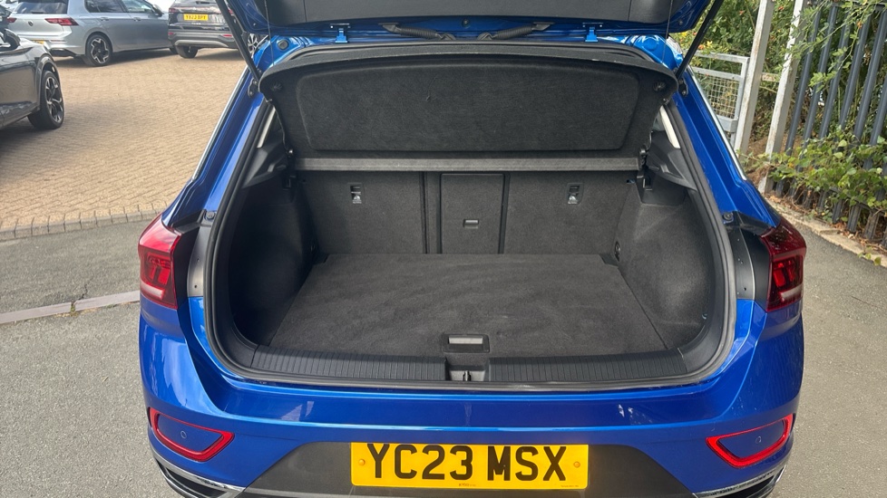 Volkswagen T-Roc 1.5 TSI Style 5dr DSG Petrol Hatchback - Image 20