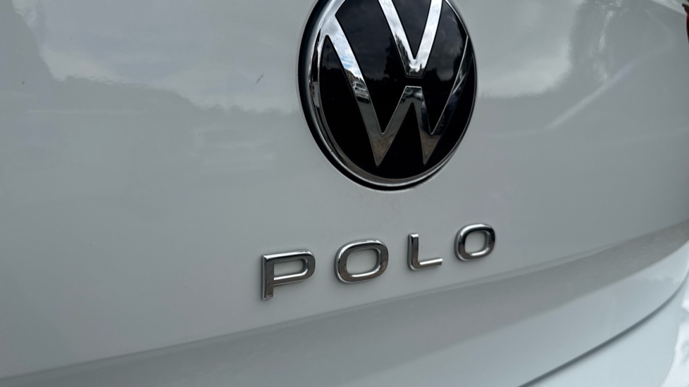 Volkswagen Polo 1.0 TSI Life 5dr Petrol Hatchback - Image 41