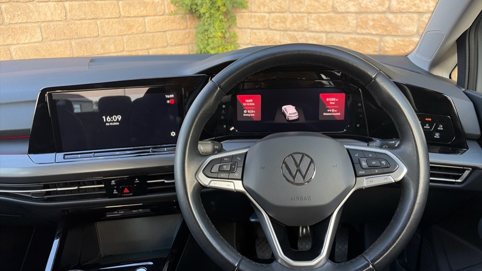 Volkswagen Golf 1.5 TSI Style 5dr Petrol Hatchback - Image 10