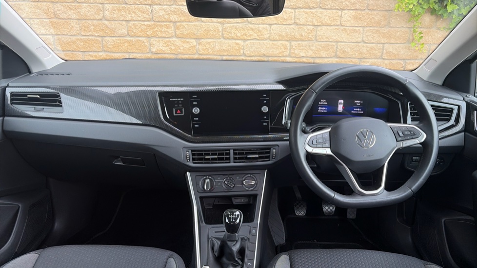 Volkswagen Polo 1.0 TSI Life 5dr Petrol Hatchback - Image 9