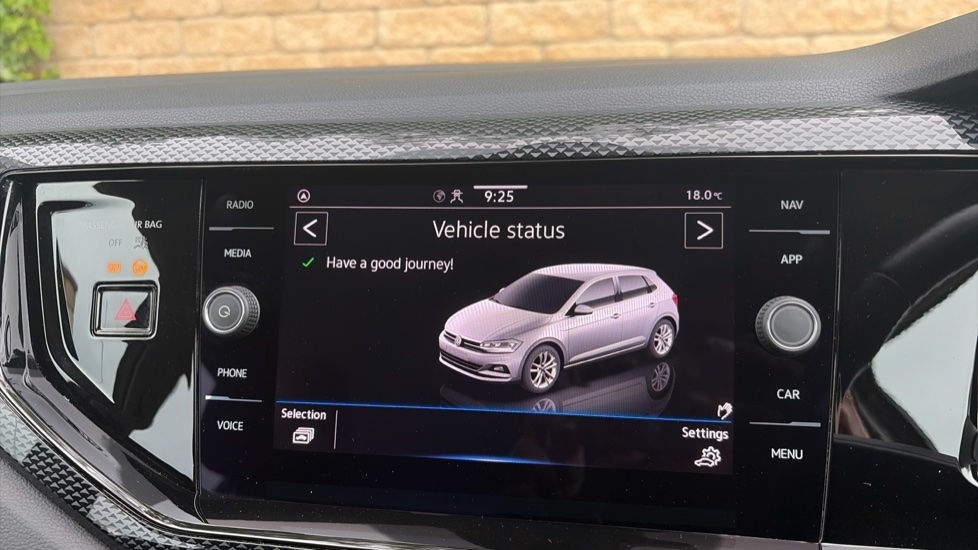 Volkswagen Polo 1.0 TSI Life 5dr Petrol Hatchback - Image 22