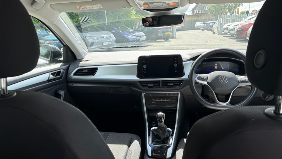 Volkswagen T-Roc 1.0 TSI Life 5dr Petrol Hatchback - Image 9