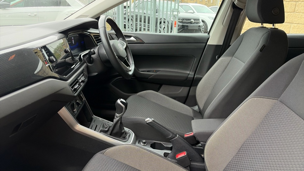 Volkswagen Polo 1.0 TSI Life 5dr Petrol Hatchback - Image 2