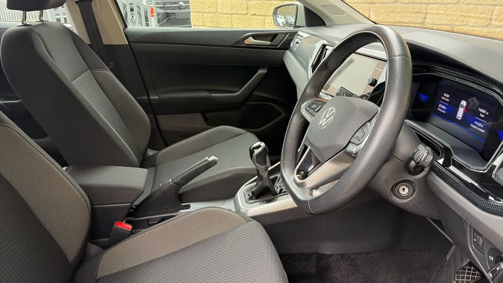 Volkswagen Polo 1.0 TSI Life 5dr Petrol Hatchback - Image 15