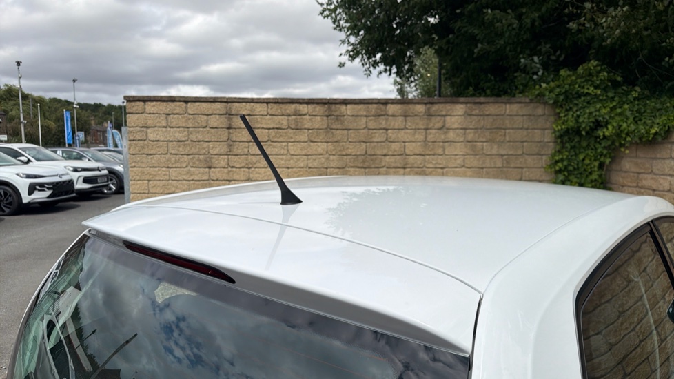 Volkswagen Up 1.0 65PS Up 5dr Petrol Hatchback - Image 22