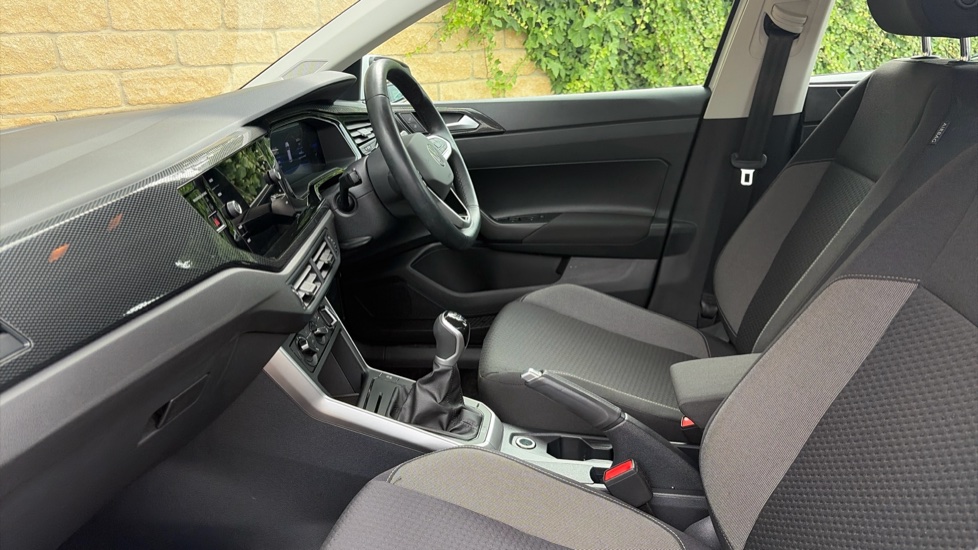 Volkswagen Polo 1.0 TSI Life 5dr Petrol Hatchback - Image 2