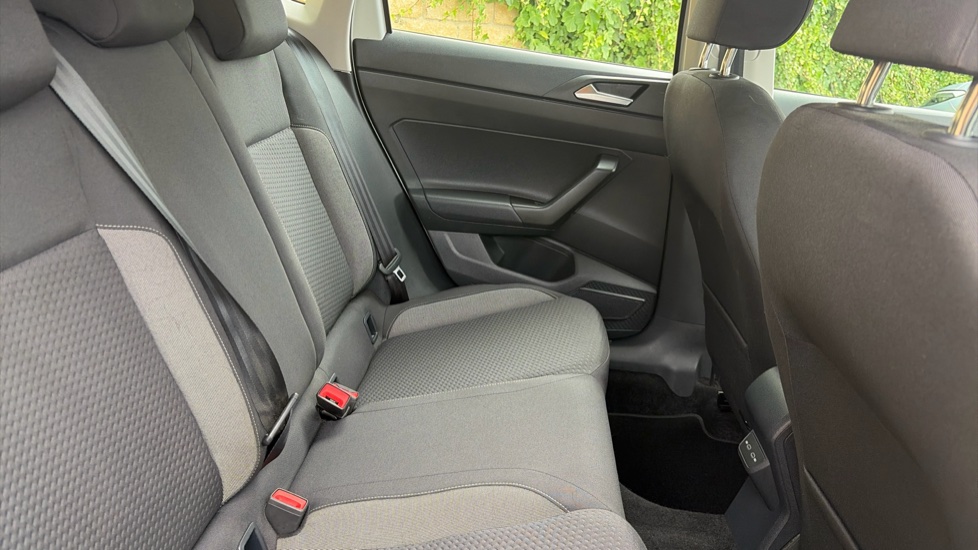 Volkswagen Polo 1.0 TSI Life 5dr Petrol Hatchback - Image 16
