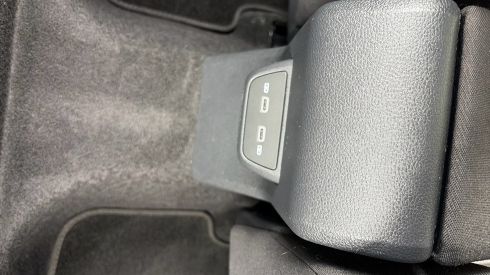 Volkswagen Polo 1.0 TSI Life 5dr Petrol Hatchback - Image 36