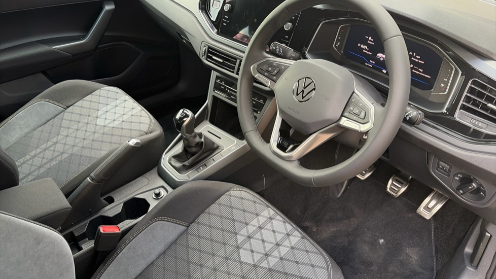 Volkswagen Polo 1.0 TSI R-Line 5dr Petrol Hatchback - Image 6