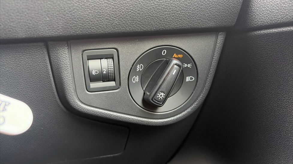 Volkswagen Polo 1.0 TSI R-Line 5dr Petrol Hatchback - Image 24