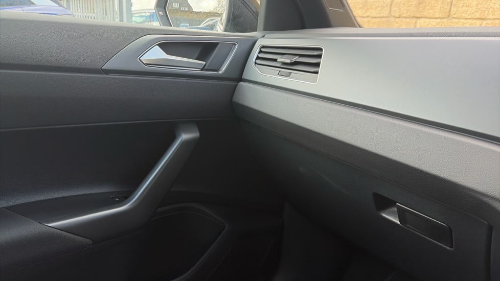 Volkswagen Polo 1.0 TSI R-Line 5dr Petrol Hatchback - Image 39